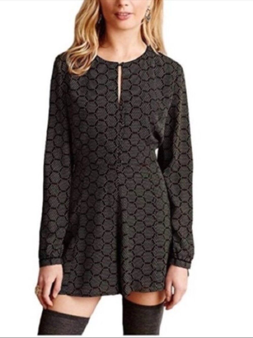 Harlyn Anthropologie Long Sleeve Honeycomb Romper Women M Party Boho Chic Casual